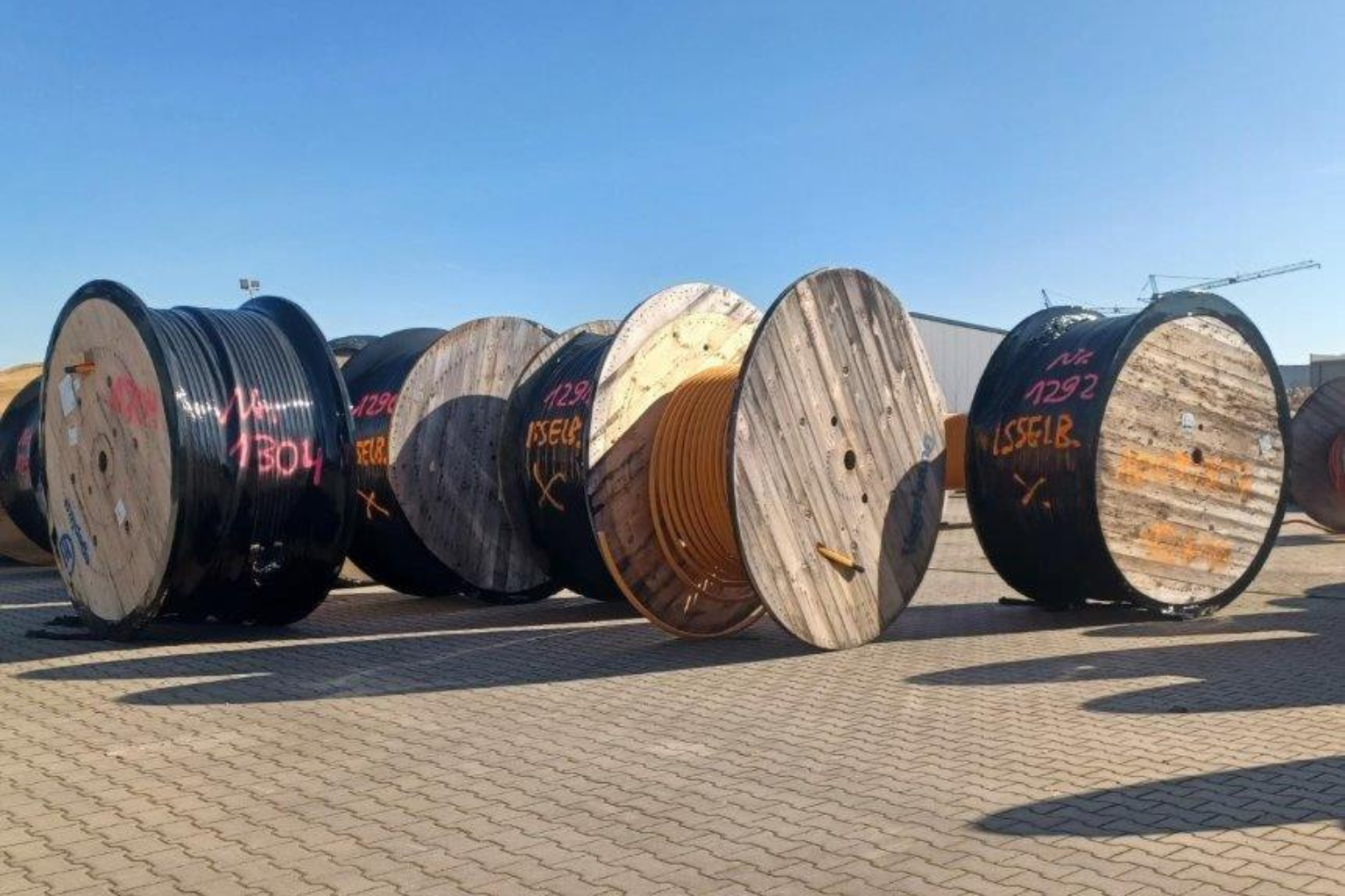 Kabeltrommeln für Glasfaserausbau © telkodata